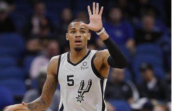 界的关注转 界的关注转